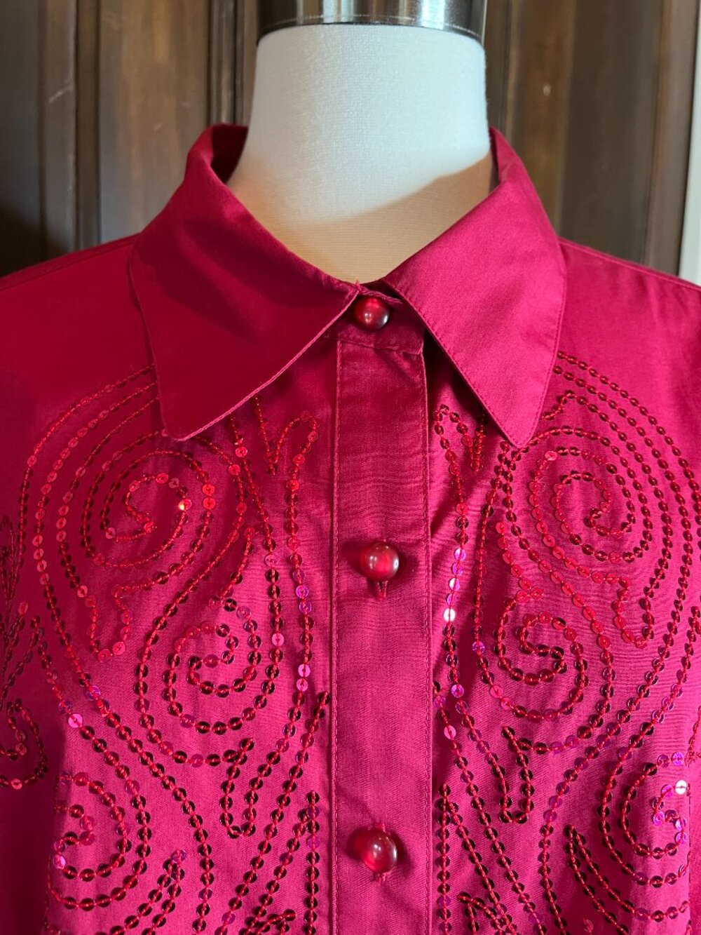 Bob Mackie Wearable Art Sequin Embellished Button Up Shirt Vibrant Red Holiday2X - Picture 6 of 11